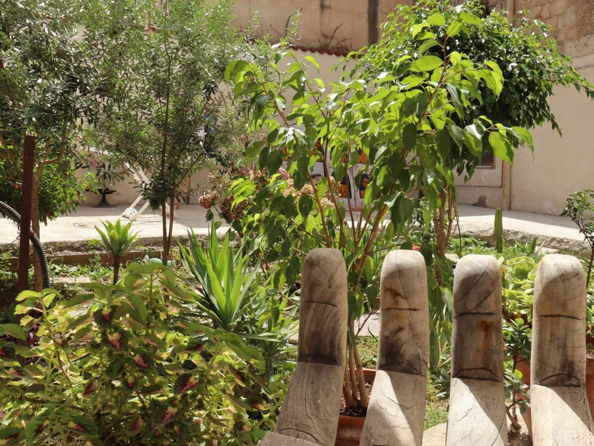 Viaggio nel Cuore dell'Arte Napoli Esterno foto